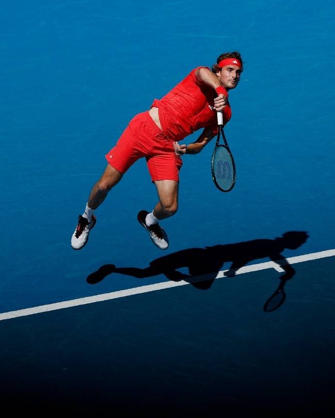 澳大利亚网球队险胜世界网球队,西西帕斯送出助攻的简单介绍 澳大利亚网球队险胜世界网球队,西西帕斯送出助攻的简单介绍