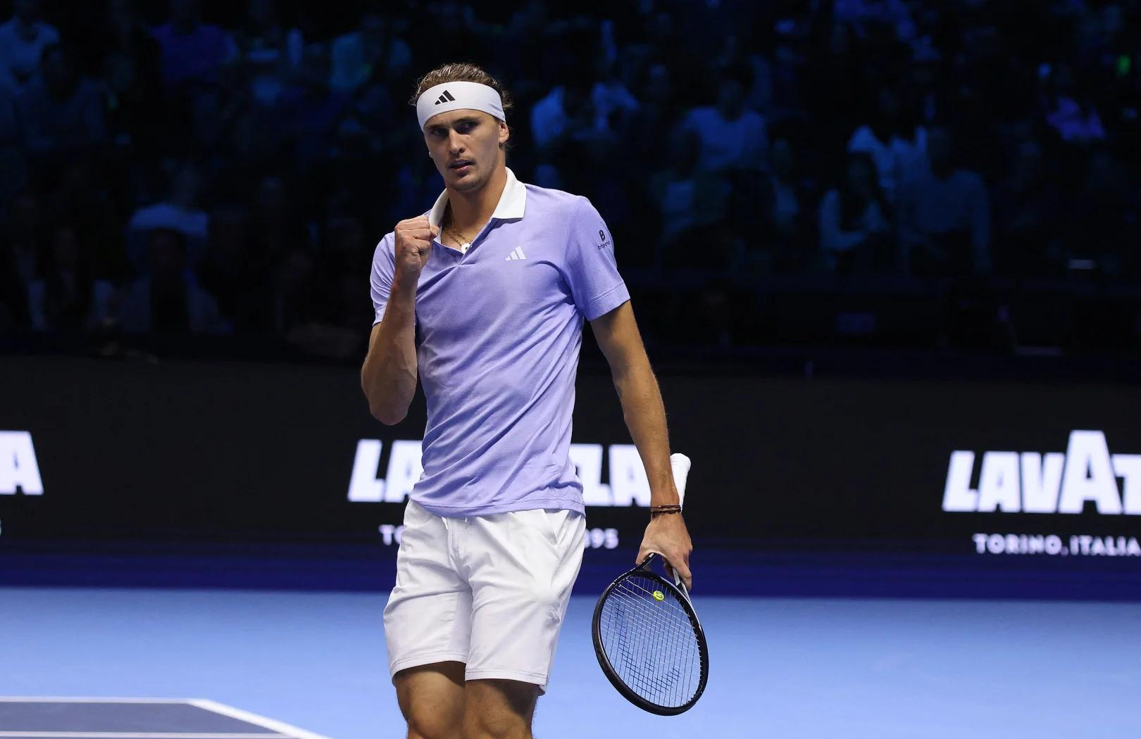 西班牙网球队逆转日本网球队,兹维列夫统治全场的简单介绍 西班牙网球队逆转日本网球队,兹维列夫统治全场的简单介绍