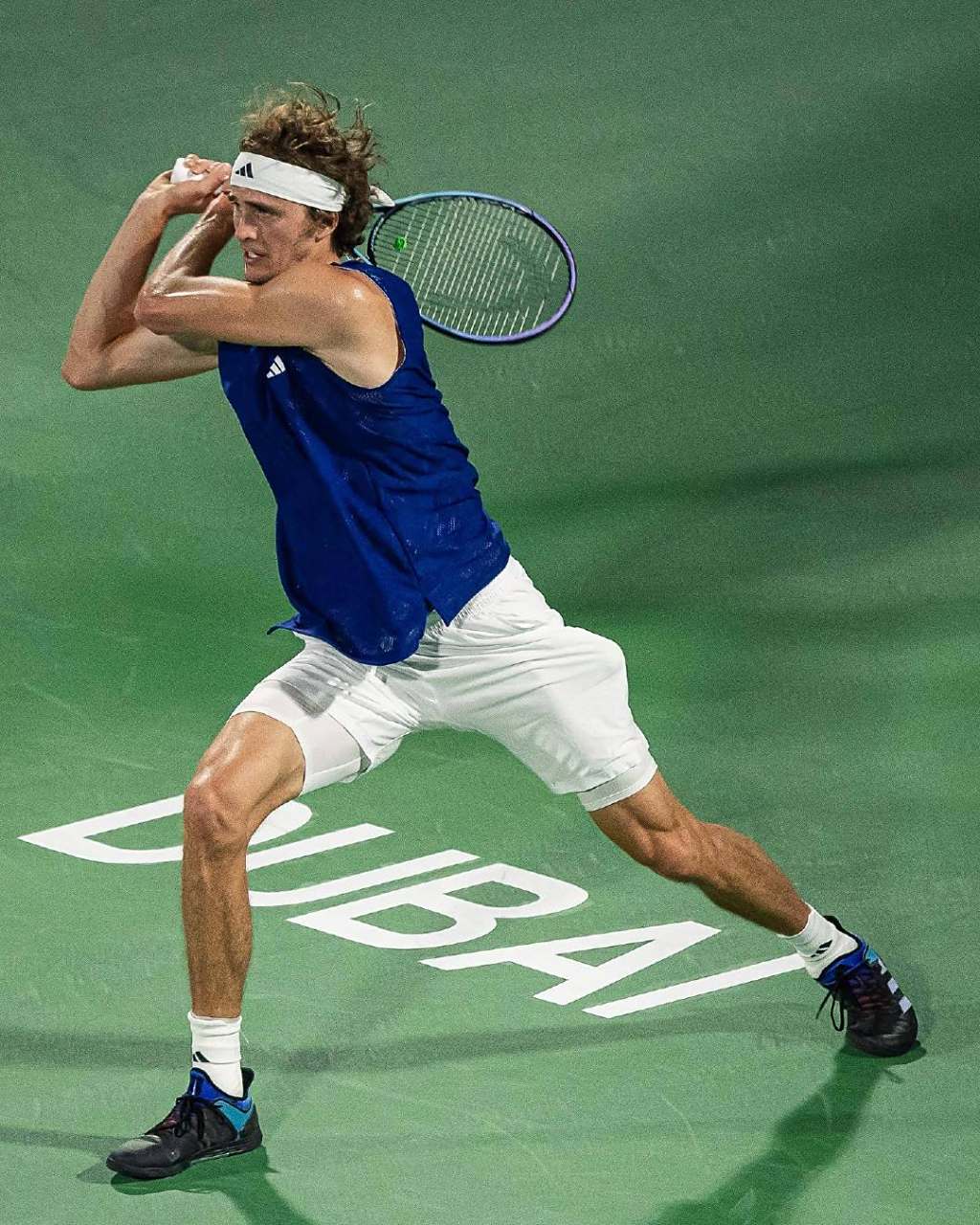 包含德国网球队爆冷美国网球队，兹维列夫绝境逆转的词条