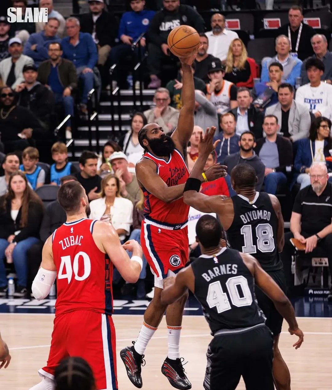 lpl竞猜-关于快船轻取湖人B队，特雷杨爆发神勇的信息