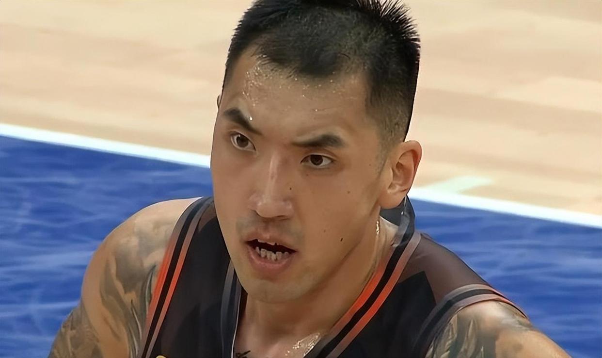 包含江苏男篮客场惨败于广东队，遭遇连败的词条