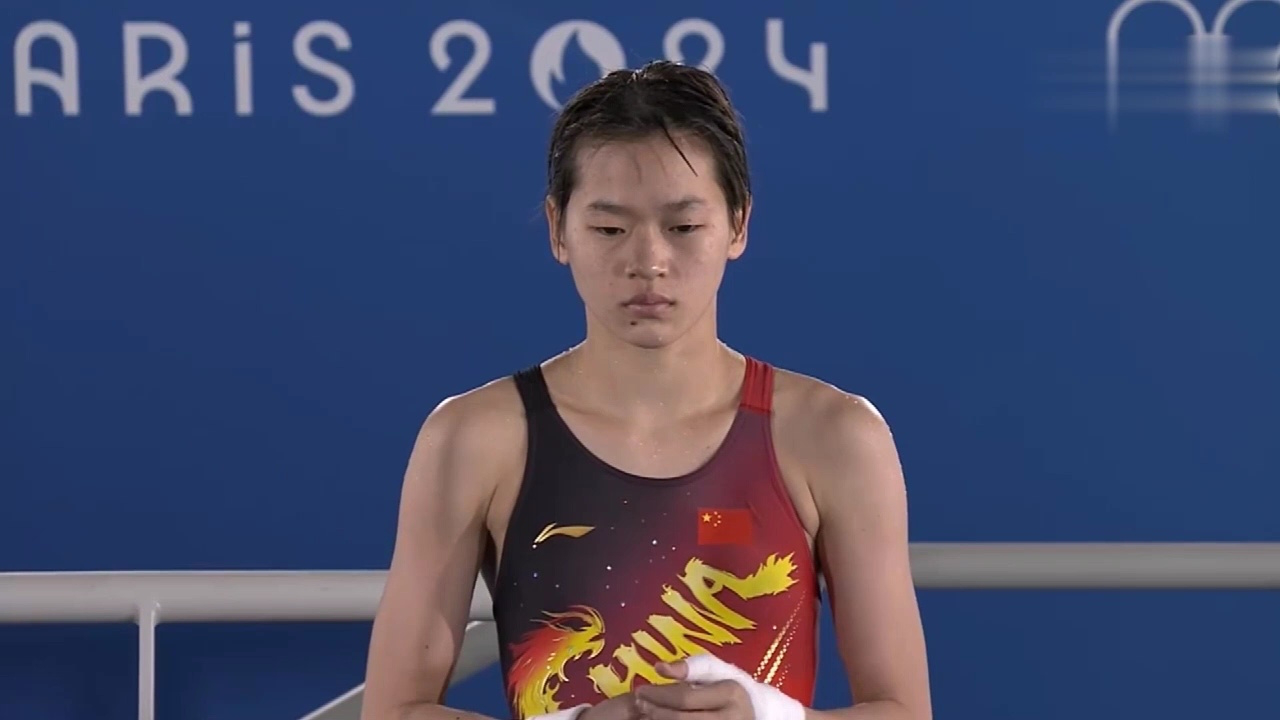 跳水女选手惊艳表现,蝉联冠军的简单介绍 跳水女选手惊艳表现,蝉联冠军的简单介绍