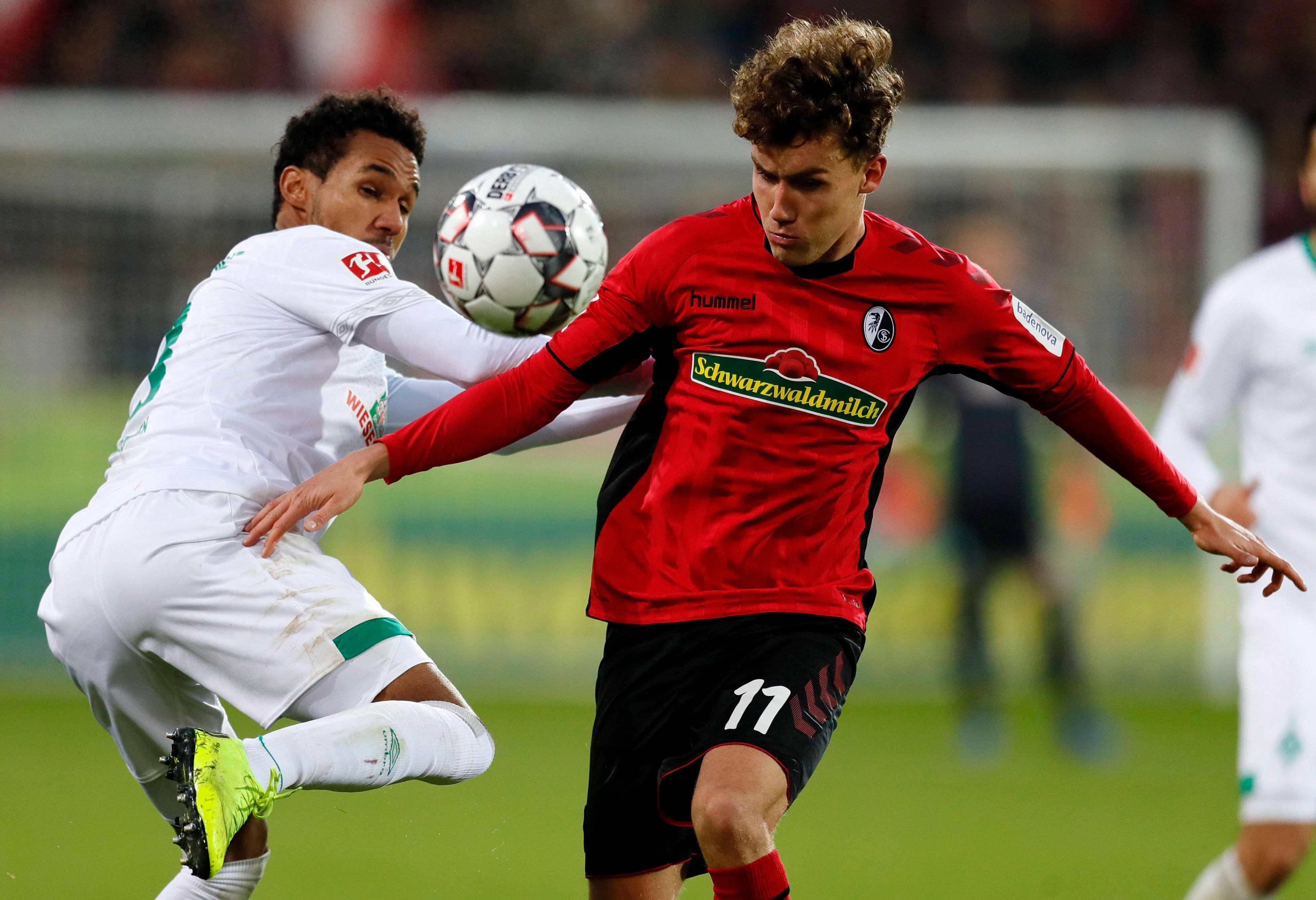 包含沃尔夫斯堡连战连捷，球队逐渐找回稳定状态的词条