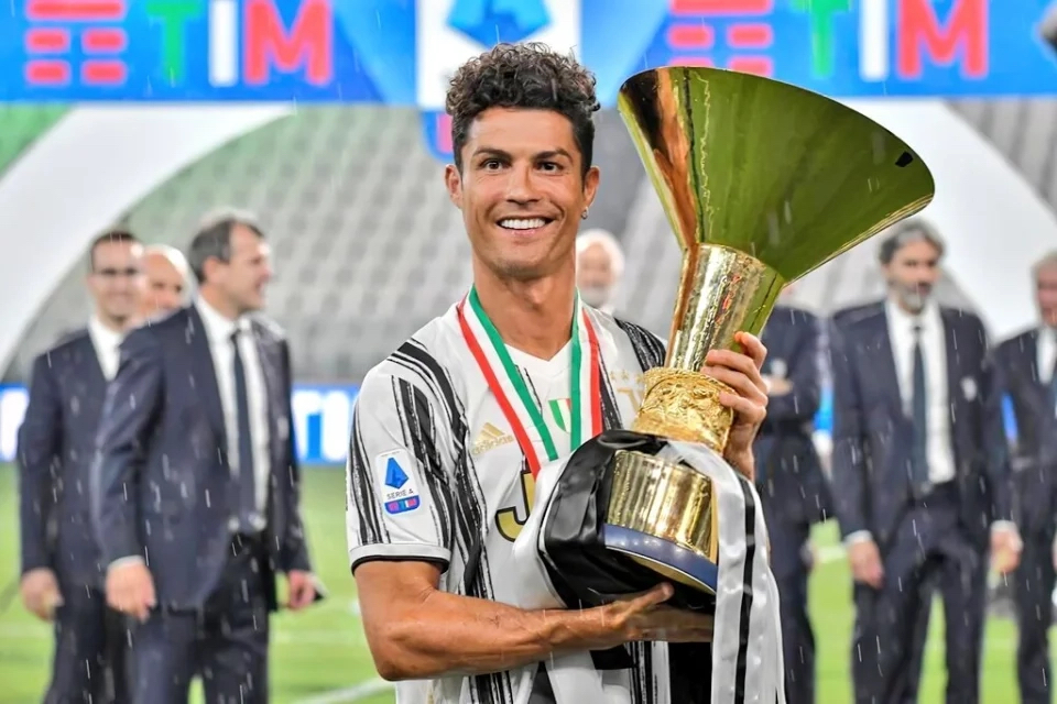 尤文图斯惨败作客失去意甲领先地位的简单介绍