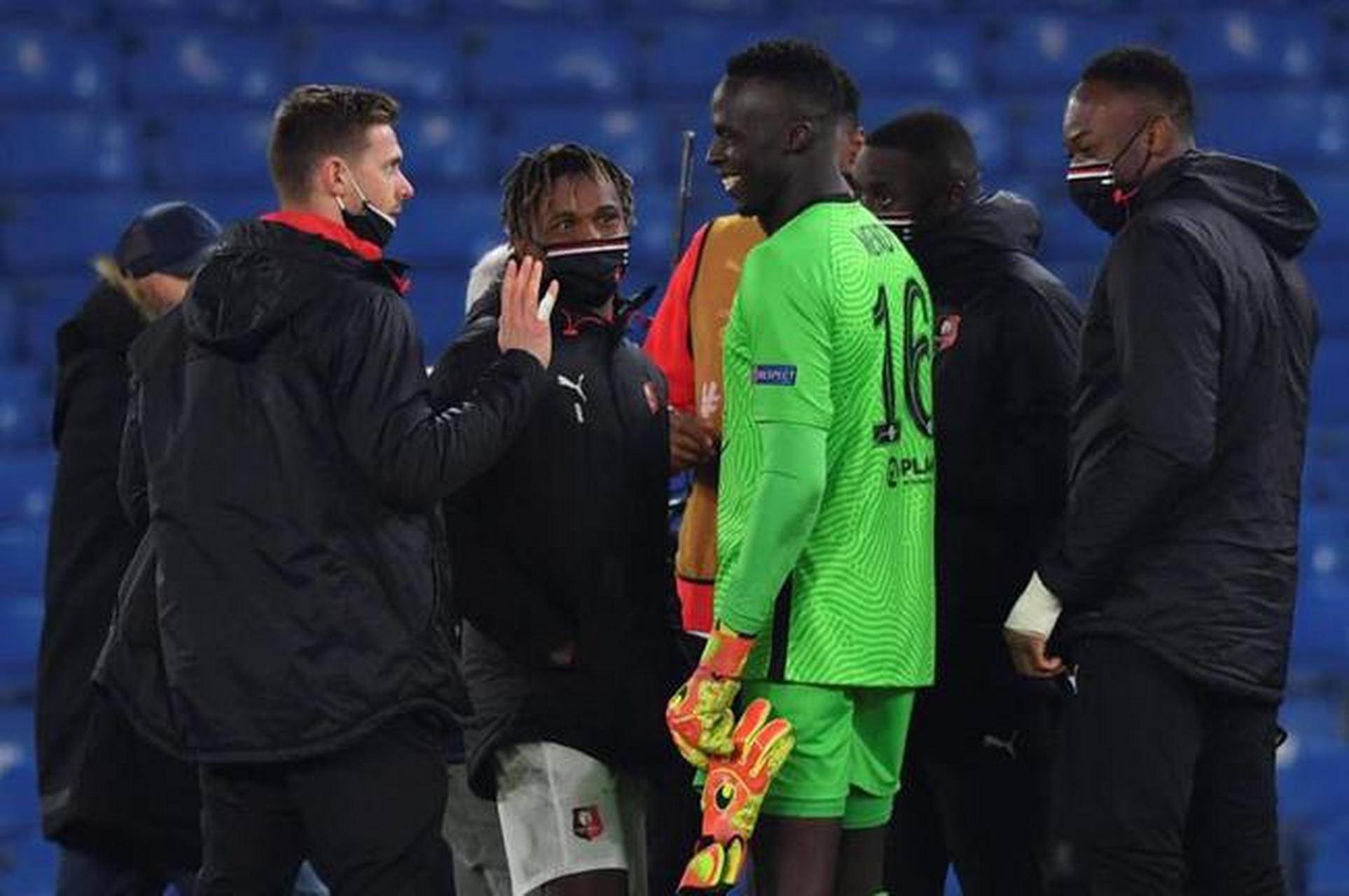 斯坦福桥球场焦点，全队一致击败对手的简单介绍