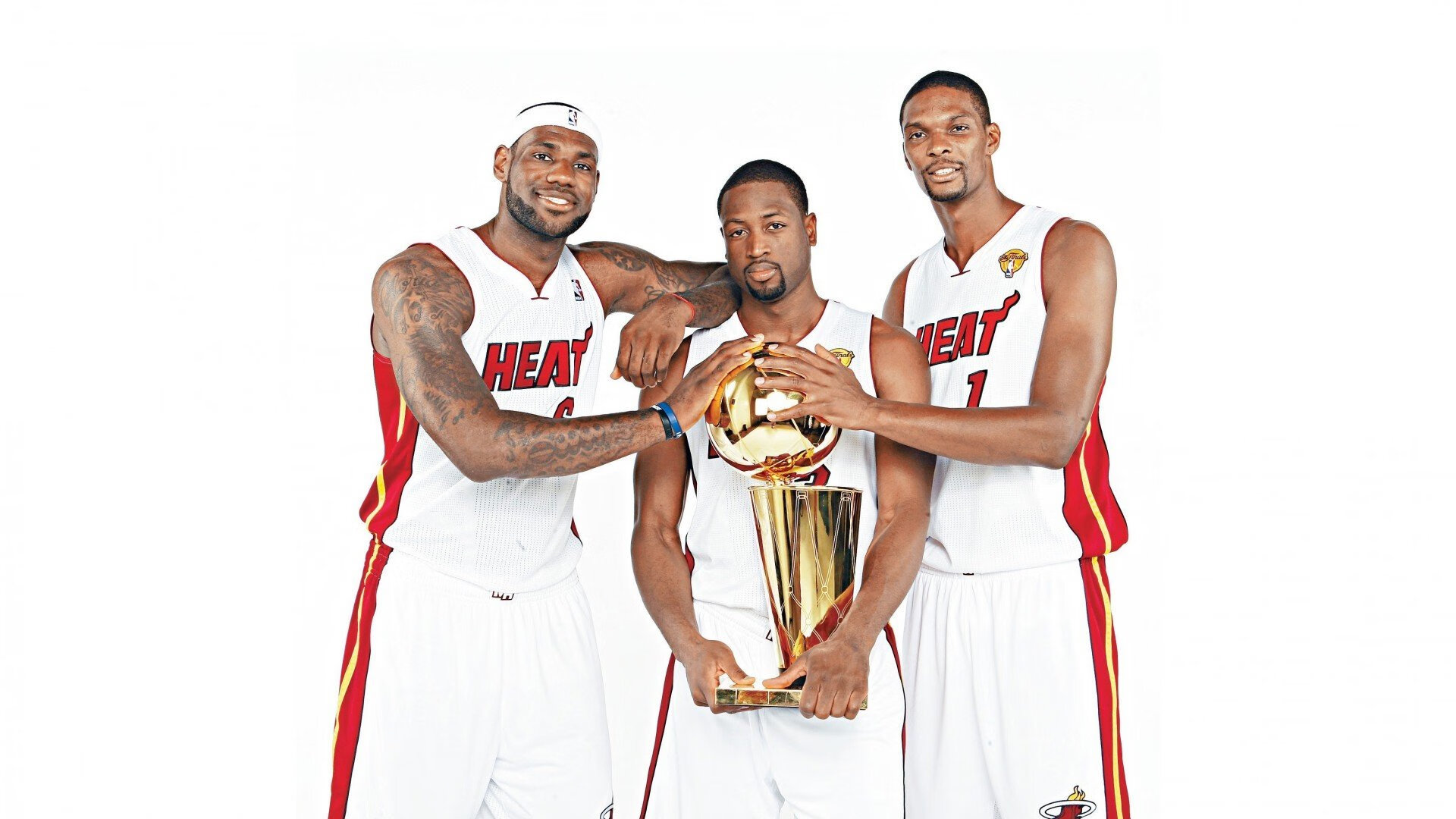 LOL英雄联盟投注-猛龙对阵快船，西亚卡姆大场面先生，逆境中的王者证明